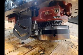 salg af Zapfwellengetriebe New Holland TS100A