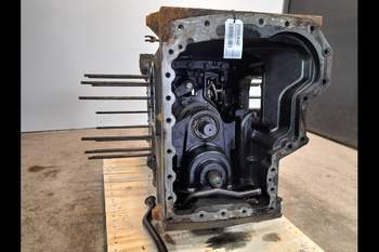 salg af Hinterachsen Claas Axion 950