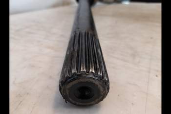 salg af Vorderachs Gelenkwelle Claas Axion 950 RECHT