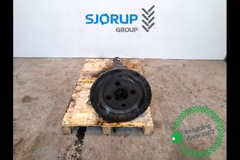 salg af New Holland 8670 RIGHT Rear Half Axle