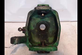 salg af Vorderachs Achsschenkel John Deere 6150R RECHT