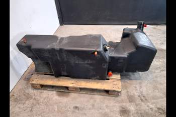 salg af Kraftstofftank New Holland 8360
