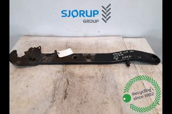 Unterlenker Steyr CVT 150 LINKS Unterlenker Steyr CVT 150 LINKS