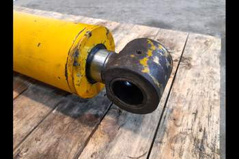 salg af Hydraulische Zylinder Massey Ferguson 965