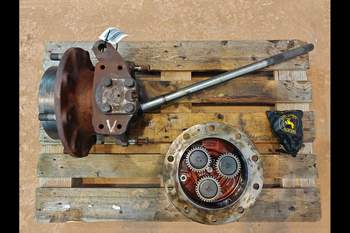 salg af Endandtrieb Vorderachse New Holland B115C LINKS