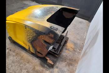 salg af Motorhaube New Holland B115C