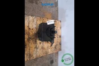 salg af John Deere 6150M  Transferbox (4WD)