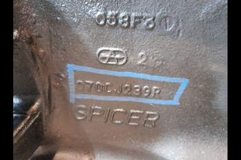 salg af Vorderachsgehäuse New Holland T8040
