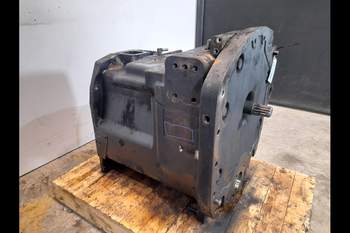 salg af Getriebe New Holland T8040