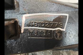 salg af Vorderachsgehäuse New Holland T7.260