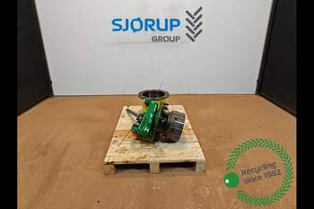 salg af John Deere 7530 RIGHT Front axle final drive