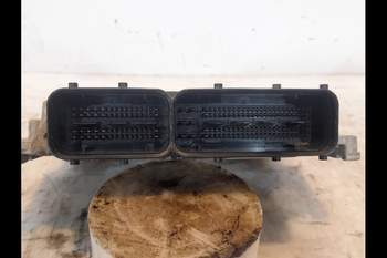 salg af Steuergerät (ECU) Motor Case Farmall 115A