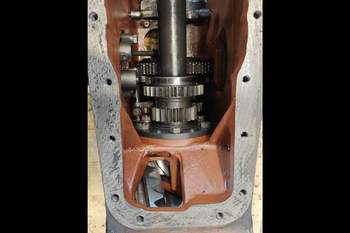 salg af Hinterachsen Massey Ferguson 4255