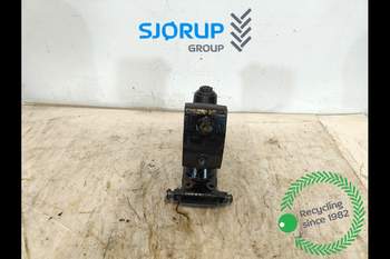 salg af Hydraulikventilhalterung Massey Ferguson 4255 