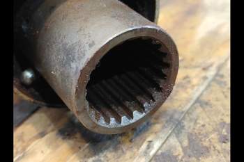 salg af Antriebswelle Massey Ferguson 4255