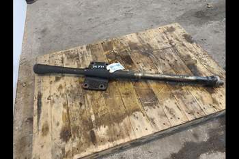salg af Antriebswelle Massey Ferguson 4255