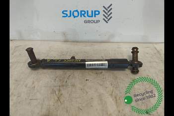 salg af Massey Ferguson 4255 LEFT Lift Cylinder