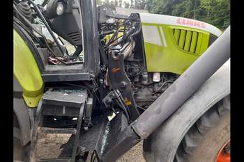 salg af Claas Arion 630C traktor