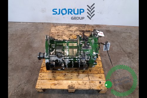 salg af Getriebe John Deere 5720