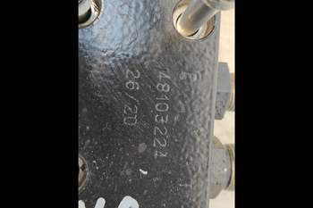 salg af Hydraulisch bremse ventil Case Farmall 115c
