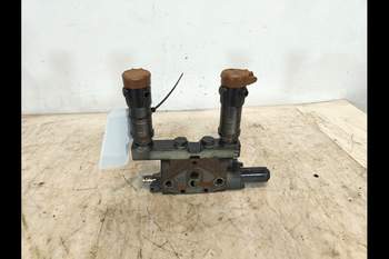 salg af Zusatzsteuergerät Case Farmall 115c