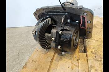 salg af Vorderachsdifferential Case Farmall 115c