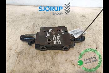 salg af Deutz-Fahr Agrotron M620  Hydraulic lift valve