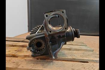salg af Vorderachsdifferential Case MX135