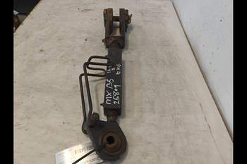 salg af Hubstrebe Case MX135 RECHT