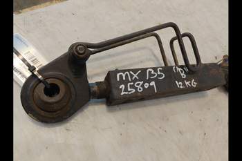 salg af Hubstrebe Case MX135 RECHT