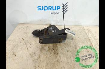 salg af Case MX100C  Liftarm Support