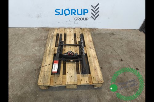 salg af Anhängerkupplung Case MX100C