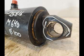 salg af Hubzylinder Deutz-Fahr Agrotron M640 RECHT