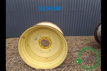 salg af Hinterfelge John Deere 6830 RECHT