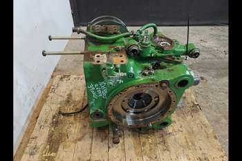 salg af Avskilt Baktransmissioner John Deere 6420 S
