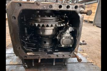 salg af Hinterachsen Valtra T203