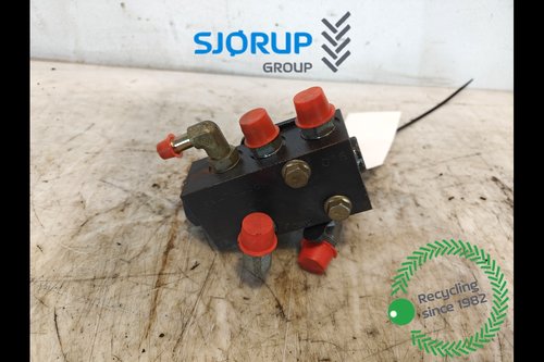 salg af Hydraulisch bremse ventil John Deere 8360R