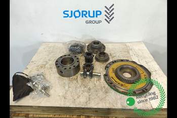salg af John Deere 8360R  Front axle differential