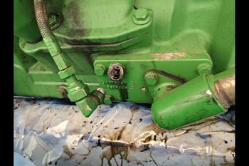 salg af Motor John Deere 8360R 
