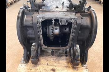 salg af Hinterachsen Valtra T180 