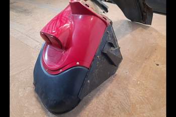 salg af Kotflügel Hinten Valtra T180 LINKS
