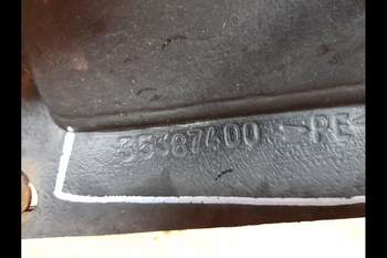 salg af Kotflügel Hinten Valtra T180 LINKS
