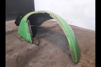 salg af Kotflügel Hinten Deutz-Fahr Agrotron 265 LINKS
