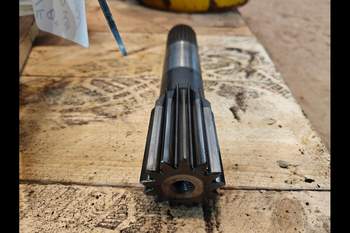 salg af Endandtrieb Vorderachse Hydrema 926 C LINKS