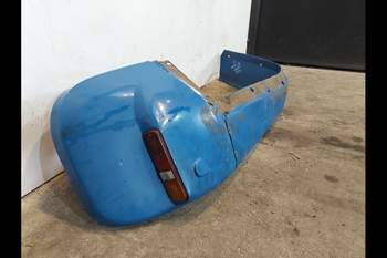 salg af Kotflügel Hinten New Holland M135 RECHT