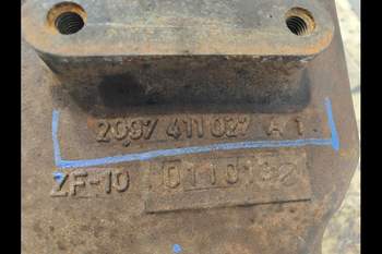 salg af Achstrichter Deutz-Fahr Agrotron 7250 LINKS
