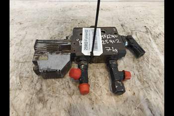 salg af Zusatzsteuergerät Massey Ferguson 6290