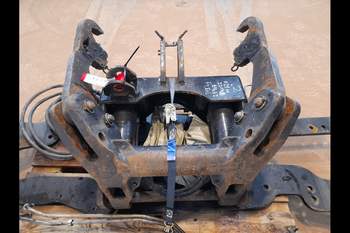 salg af Frontlift Deutz Agrotron M620