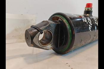 salg af Liftcylinder Deutz Agrotron M620