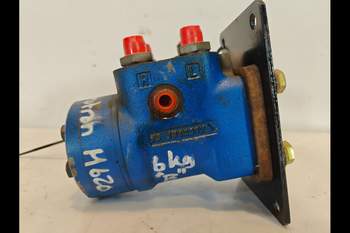 salg af Styreorbitrol Deutz Agrotron M620